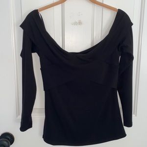 wide shoulder black top